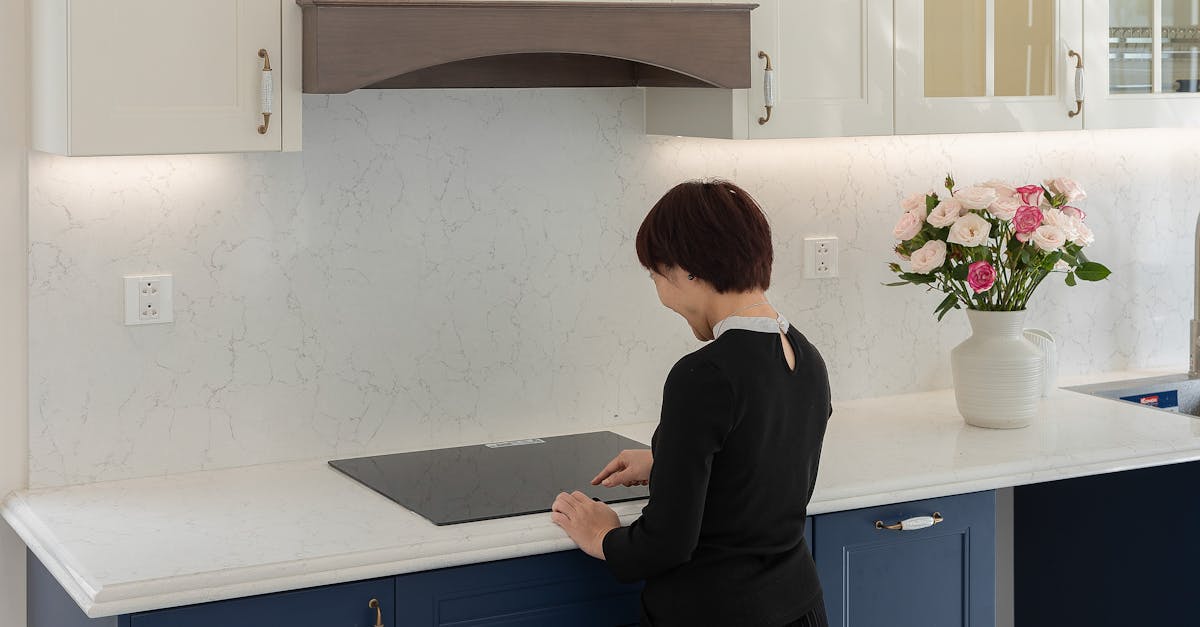 Colour Palettes That Complement Traditional Cabinetry