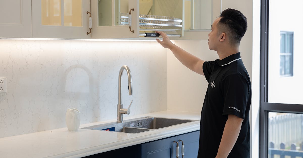 Cost Considerations: Local vs. National Kitchen Cabinet Providers