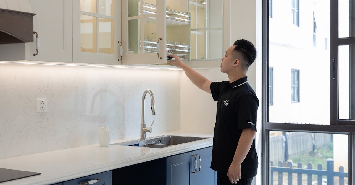 Key Characteristics of Minimalist Kitchen Cabinet Designs