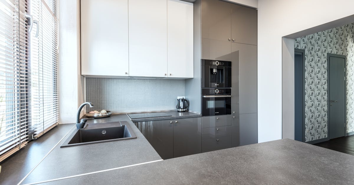 The Importance of Credibility in Customer Reviews for Cabinets